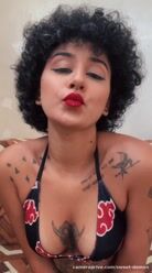 Bom dia Sweeties ❤️❤️❤️ Passando pra avisar que daqui a pouquinho vou entrar em live!…