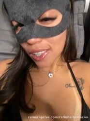 Today I showed up dressed as a kitten for you all 🥰