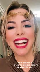 Um sorriso pode iluminar seu dia !