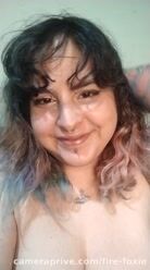 I don't care if people stare I'm gonna stay right here in my underwear Cuz I'm a lowlife #gostosa