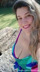 How are your holidays going? 💚 #Boobs