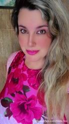 Hoje o look do dia é meu vestido cor de rosa florido. O que você achou? 🌸 #peitos