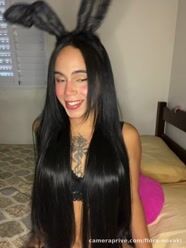 Come play with this little bunny??? 🐰 🖤😈