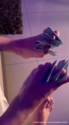 Após uma sessão em dose dupla com muitos chutes, nada melhor que receber uma massagem nos pés do…