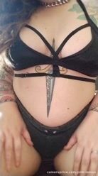 Eu já acordo assim...cheia de tesão. E claro que daí eu continuo... Vem me assistir? 😈🤤🔥 #safada