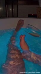 Vou estar online amanhã para comemorar meu aniverssário com vocês. ❤️ agende sua sessão comigo.