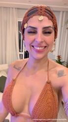 🎵🎶 Fazer o que se ela roubou o meu juízo? Fazer o que se eu tô me sentindo vivo? Tirou o…