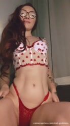 It was an intense day here! Lots of live streams, lots of chats, lots of delicious cuckolding 😈…