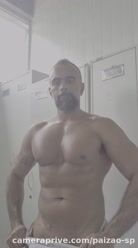 Já assinaram meu fã clube? Lá você vai encontrar mais de 100 mídias pra lá de deliciosas...um…