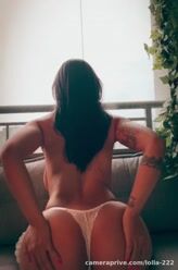 Bumbum dia 🥰 To pensando em movimentar o FãClub com videozinhos gostosos. O que vc acha? Posto…