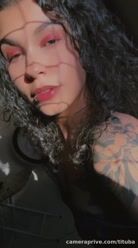 Little flower doing photosynthesis 🌻🌞 #brunette