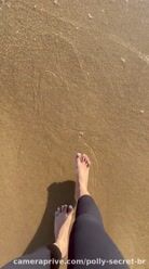 Pés no mar, alma leve e o coração aberto pra tudo de bonito que 2026 tem pra trazer 🌊✨