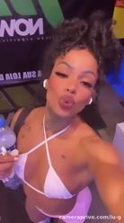 I went to train without underwear 😊💪