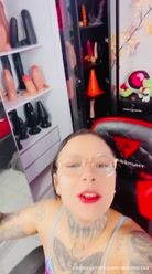 Come on boys! Lots of fun in this car! 🤤🍆 kkkkkkk #online